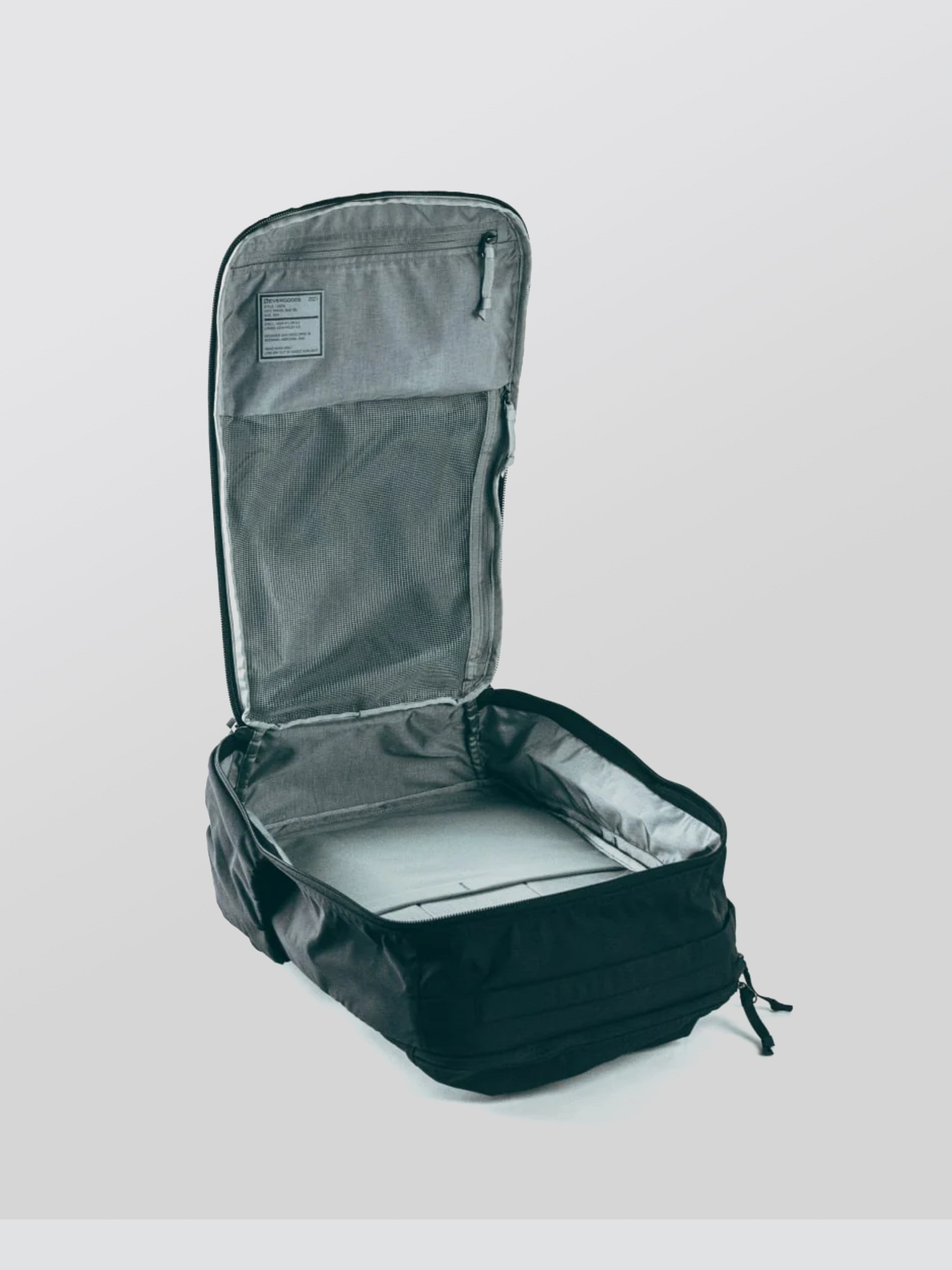Civic Travel Bag 35L