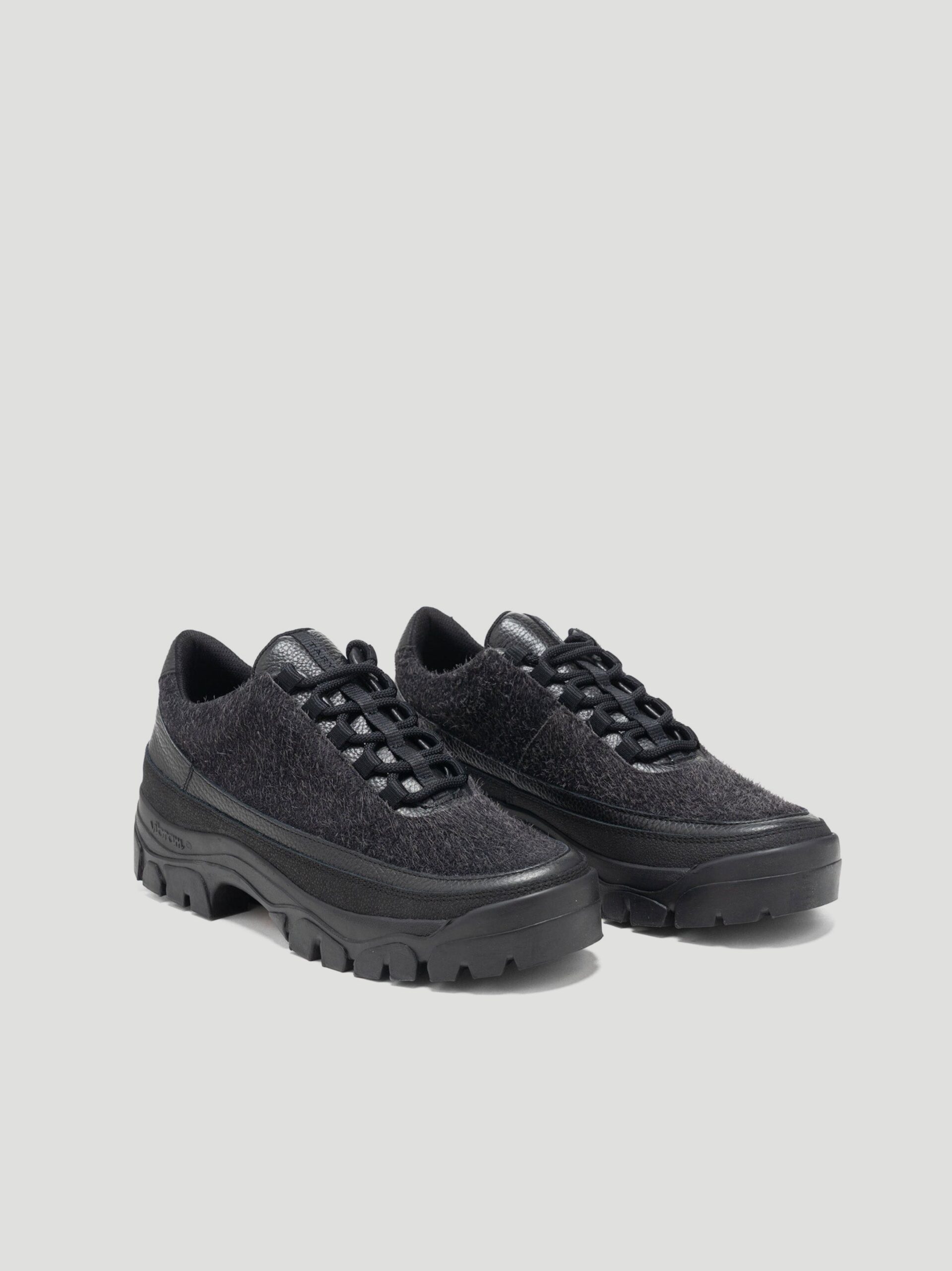 Easy Hiker Hairy Suede Iron